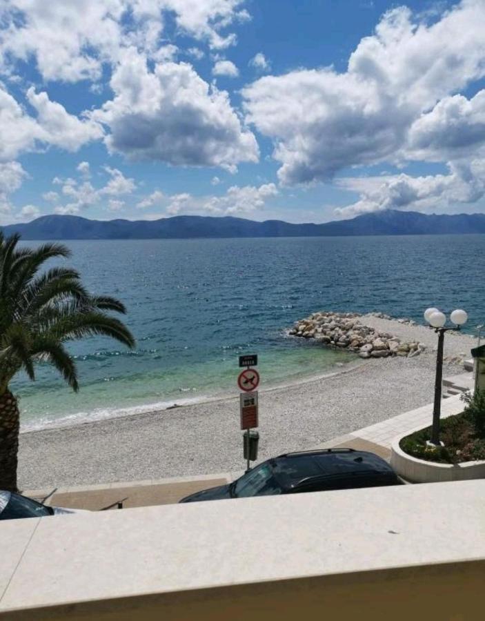 Apartments Mare Gradac  Exterior photo